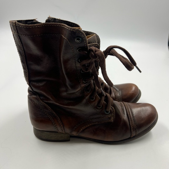 Shoes - Steve Madden Leather Boots Lace Up Size 8